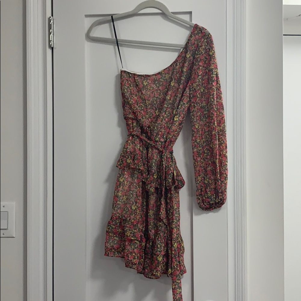 One-Shoulder Ruffles Mini Dress - Picture 3 of 4